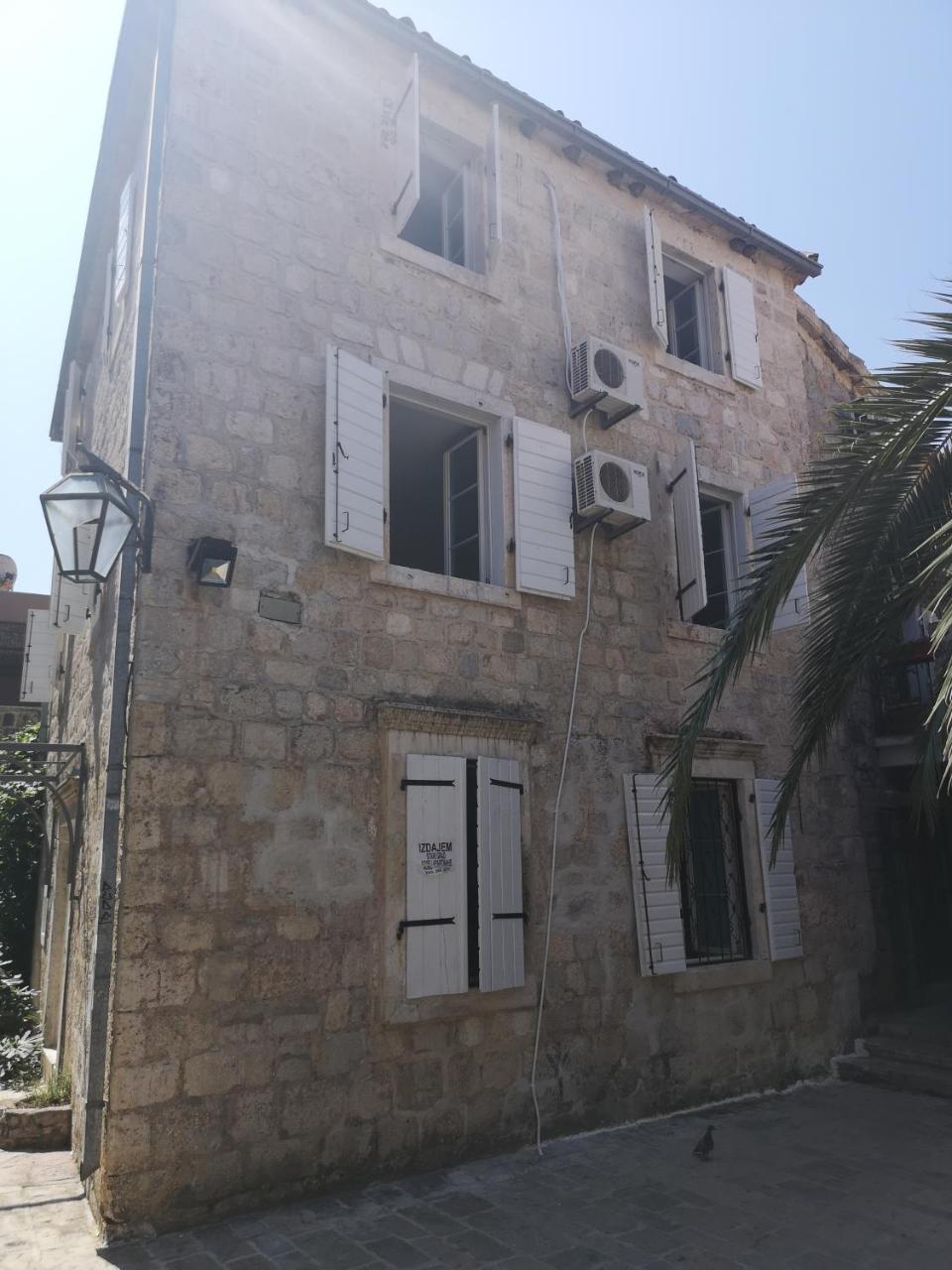 Hostel Michel 부드바 외부 사진