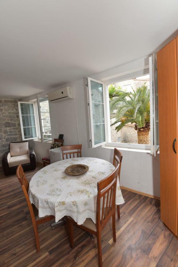 Hostel Michel 부드바 외부 사진
