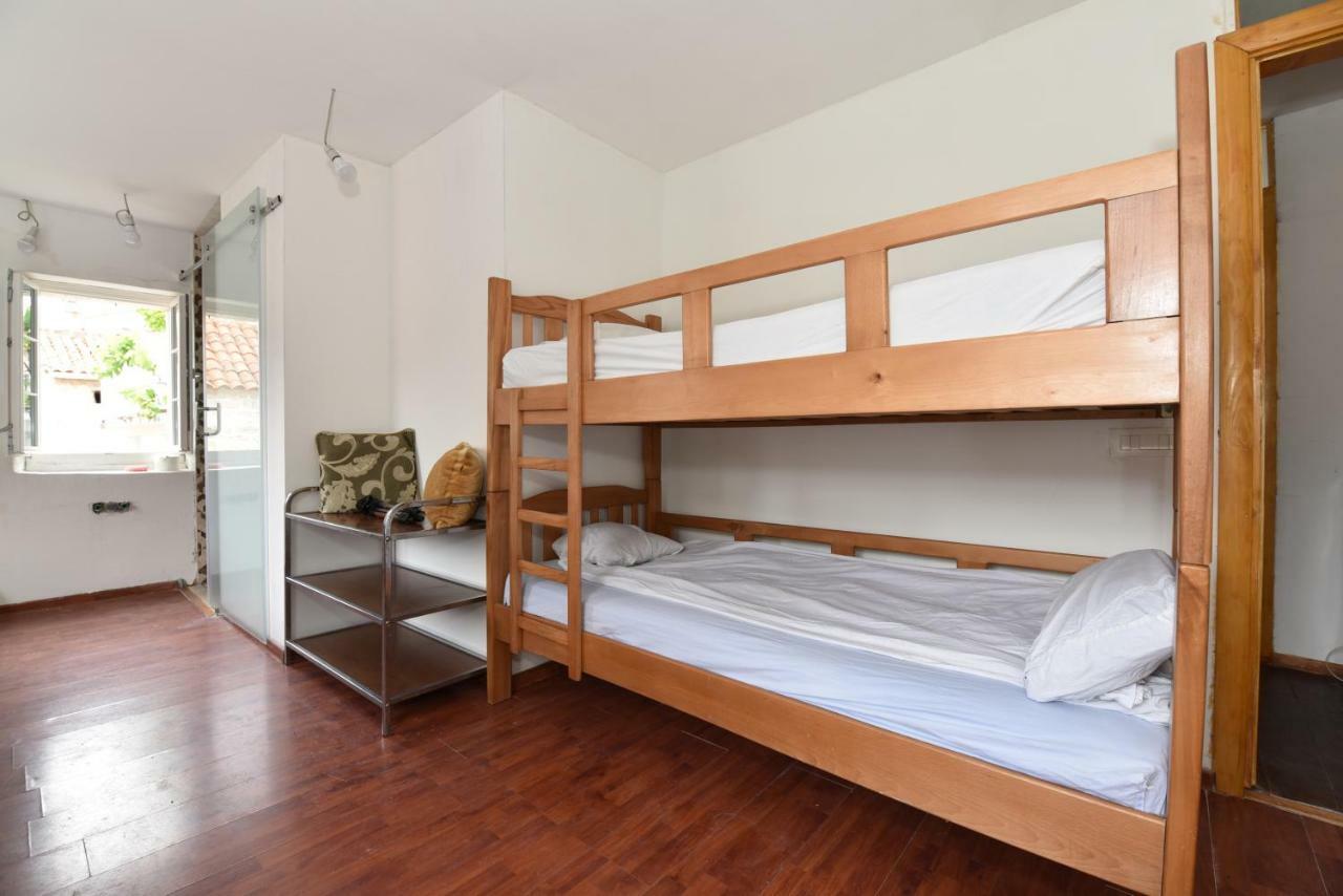 Hostel Michel 부드바 외부 사진