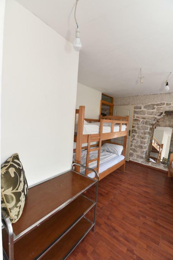 Hostel Michel 부드바 외부 사진