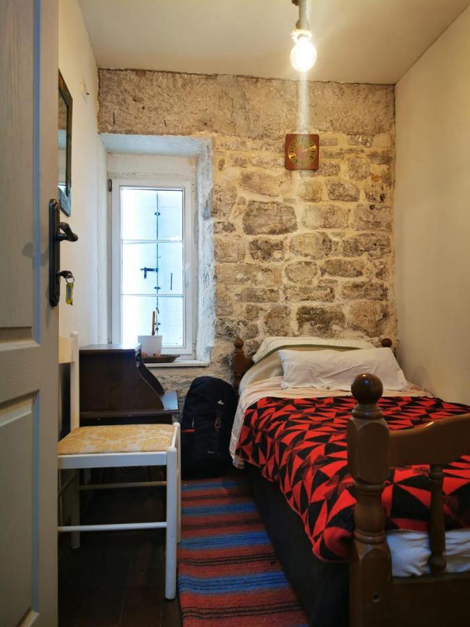 Hostel Michel 부드바 외부 사진